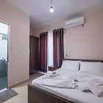 Erioni Hotel 酒店