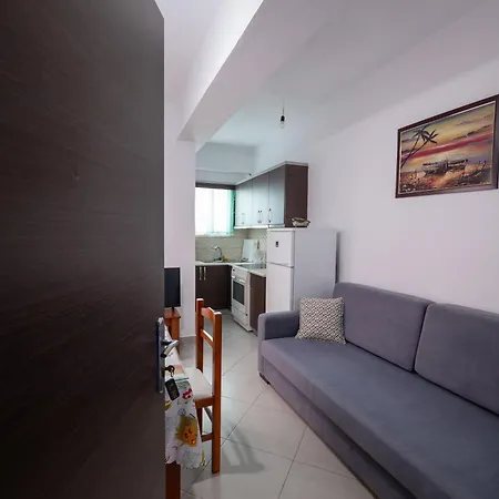 ホテル Erioni Sarandë