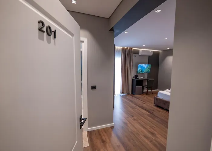 Hotel Erioni Comfort Hotel