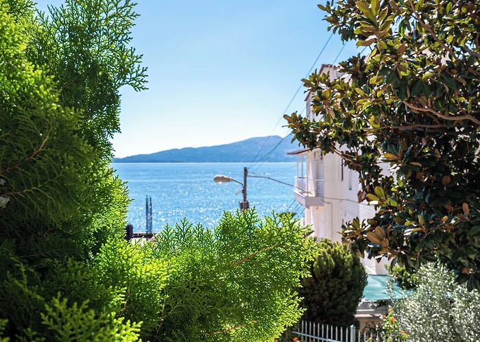 Erioni Comfort Hotel Hotel 3*