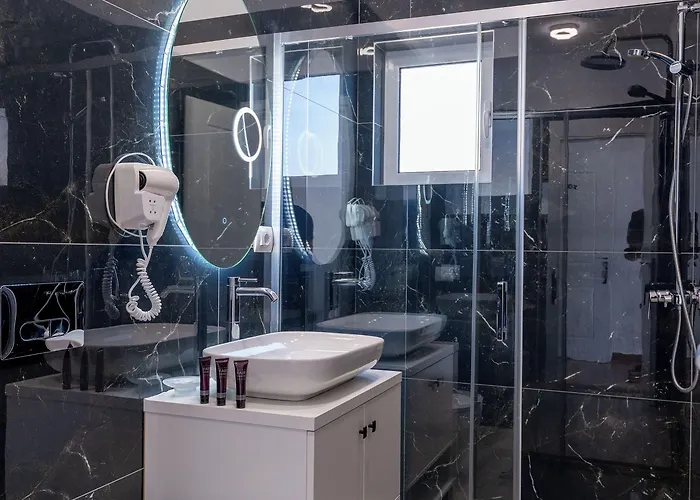Erioni Comfort Hotel Hotel 3*