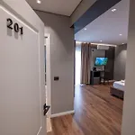 Hotel Erioni Comfort