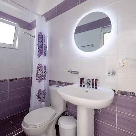 ホテル Erioni Sarandë