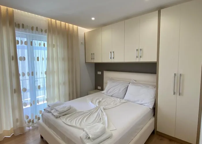 酒店 Erioni Sarandë