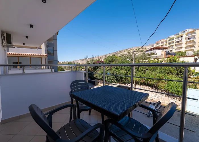 Erioni Comfort Hotel 3*