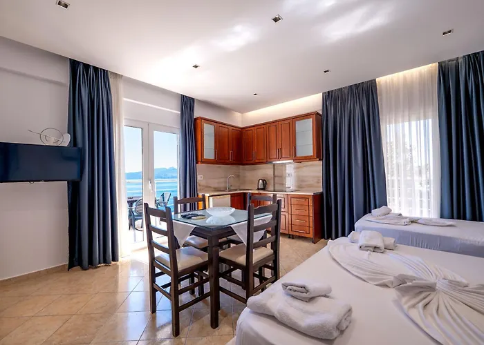 Erioni Comfort Hotel Otel 3*