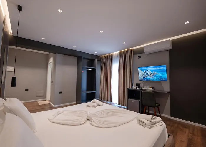 Erioni Comfort Hotel Otel Saranda
