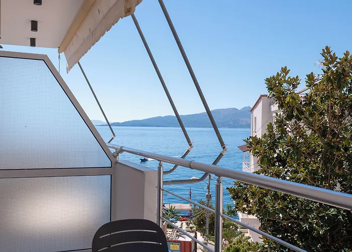 Erioni Comfort Hotel 3* Sarandë
