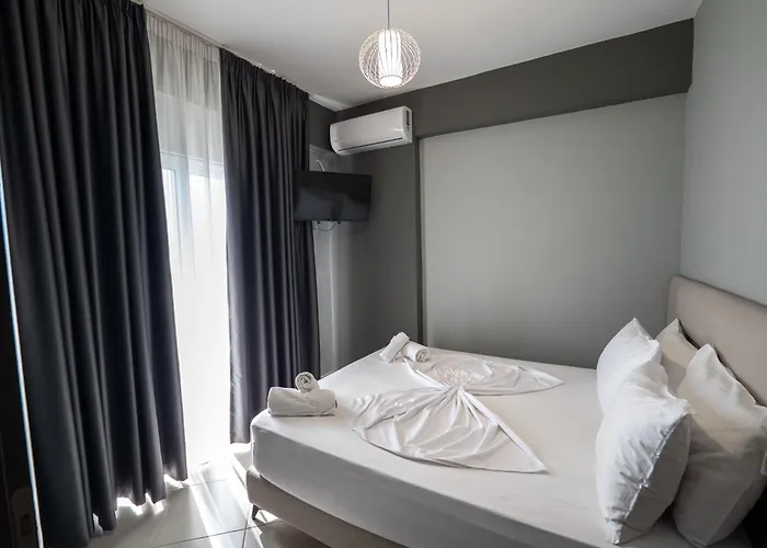 Erioni Comfort Hotel Otel 3*