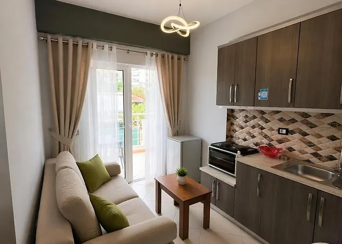 Erioni Comfort Hotel Otel 3*